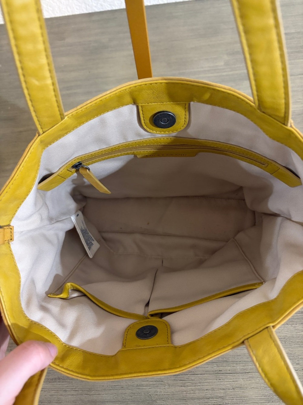 Lucky Brand Yellow Leather Tote Bag - Picture 11 of 12